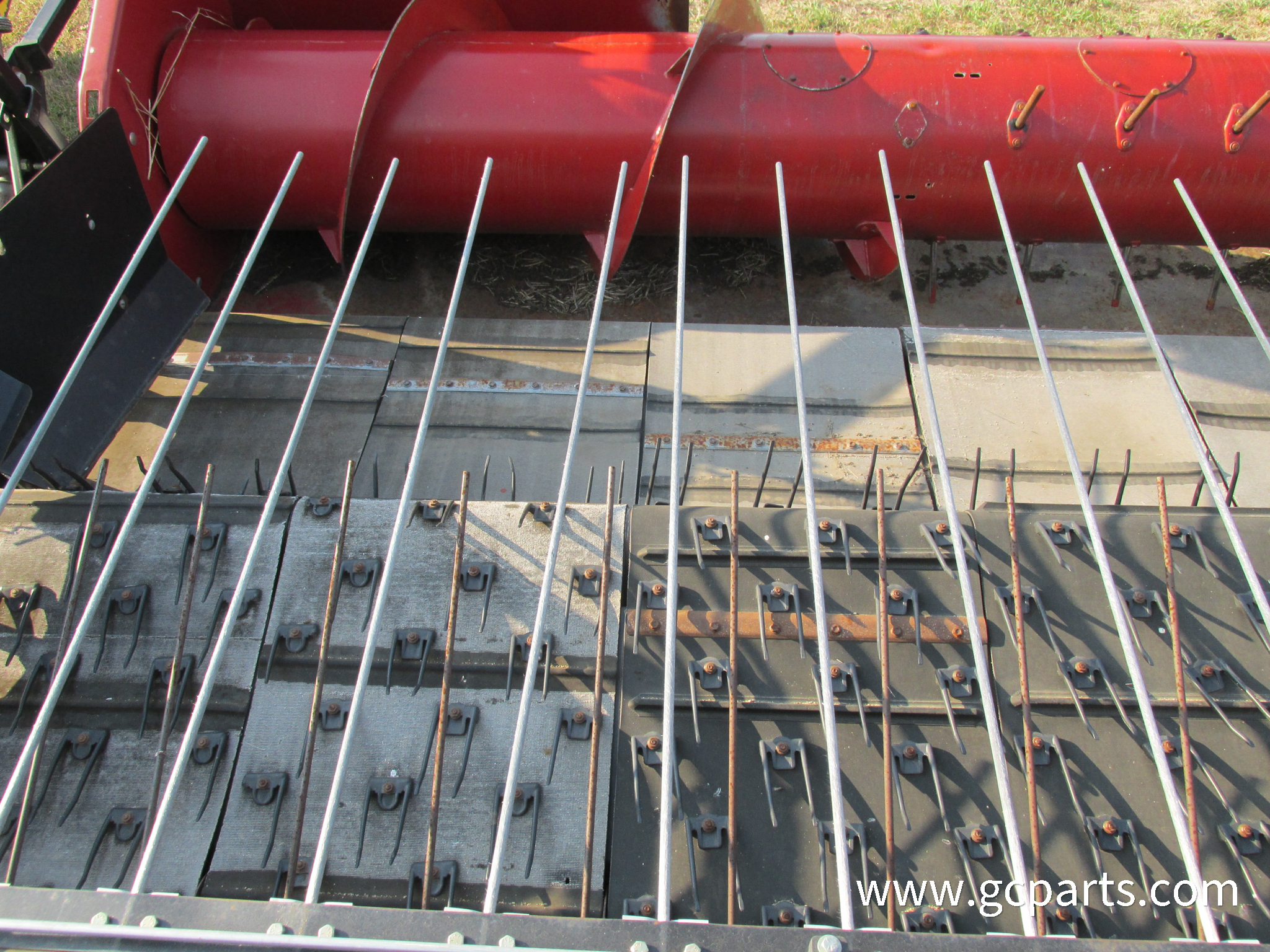 2016 HEADER W/14FT SWATHMASTER